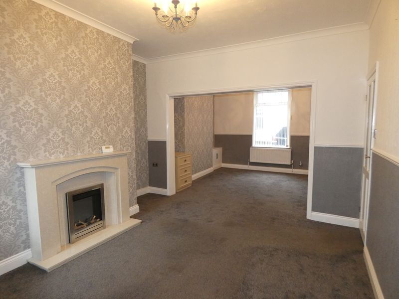 Lounge/Dining Room- click for photo gallery